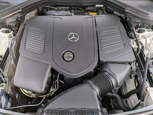 New 2026 Mercedes-Benz GLC 300 4MATIC image 16