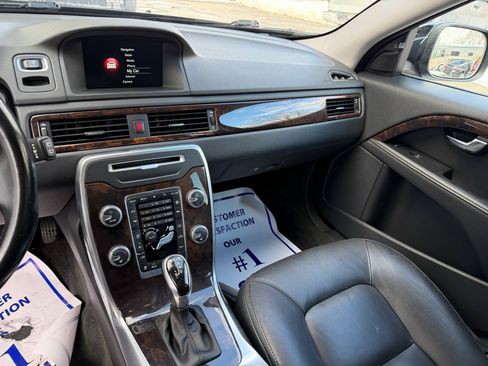 Used 2015 Volvo XC70 T5 Premier w/ Proximity Package image 12