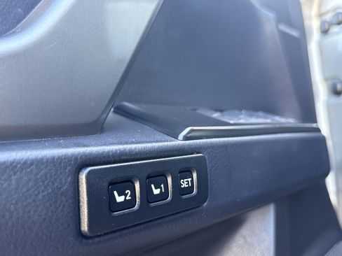 Used 2022 Lexus GX 460 Premium image 15