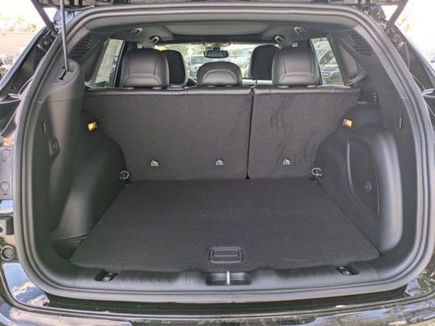 New 2026 Jeep Compass Latitude w/ Sun and Sound Group AWD/4WD image 11