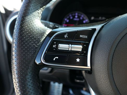 Used 2023 Kia Forte GT-Line w/ GT-Line Technology Package image 15