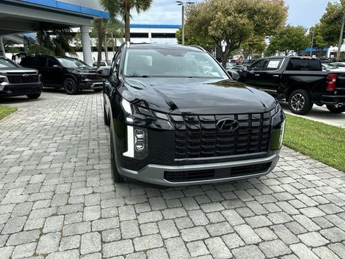 Used 2025 Hyundai Palisade SEL FWD image 17