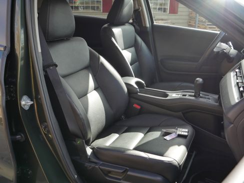 Used 2017 Honda HR-V EX-L image 27