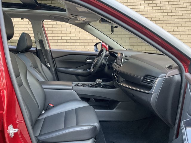 Used 2023 Nissan Rogue SV w/ SV Premium B Package AWD/4WD image 7
