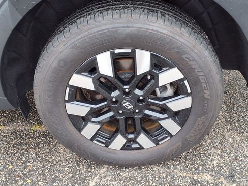 Used 2025 Hyundai Santa Cruz SEL image 36