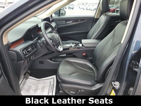 Certified 2023 Lincoln Nautilus Reserve image 4