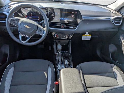 New 2026 Chevrolet TrailBlazer LT w/ LT Cold Weather Package AWD/4WD image 23