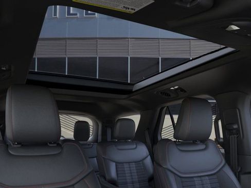 New 2026 Ford Explorer ST-Line w/ ST-Line Street Pack image 22