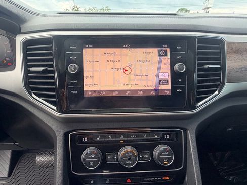 Used 2019 Volkswagen Atlas SEL Premium AWD/4WD image 12