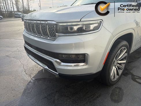 Certified 2022 Jeep Grand Wagoneer Series II w/ Premium Group II AWD/4WD image 17