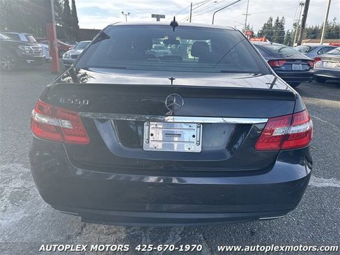 Used 2011 Mercedes-Benz E 550 Sedan image 6