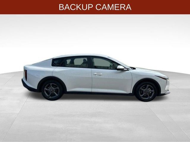 Used 2025 Kia K4 FWD image 8