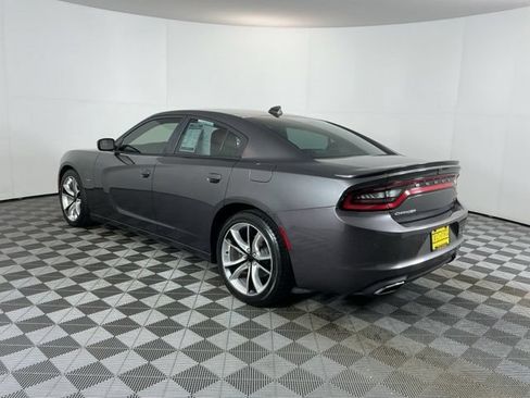 Used 2015 Dodge Charger R/T RWD image 7