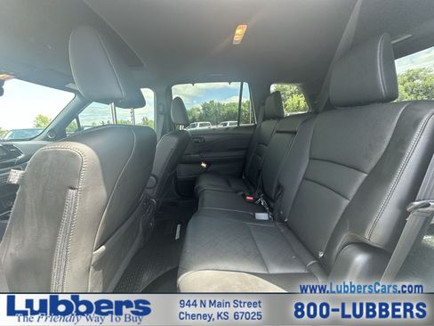 Used 2023 Honda Passport Elite image 21