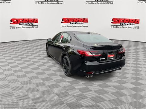 New 2026 Toyota Camry Hybrid image 8