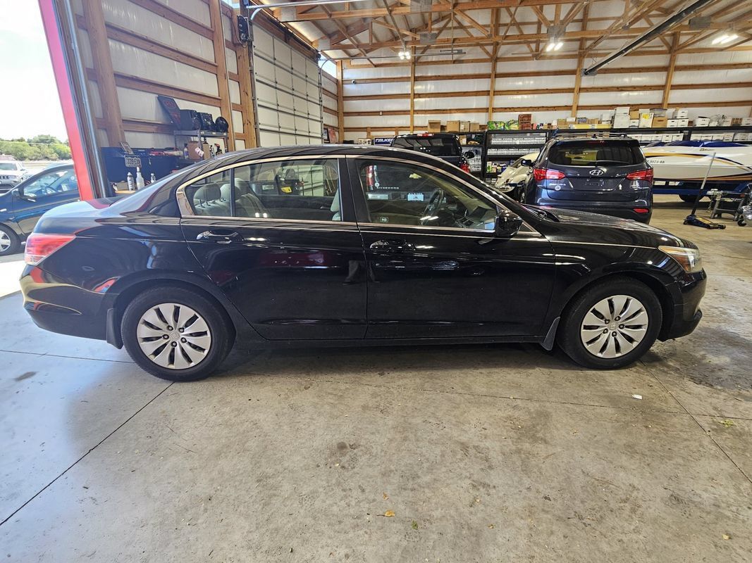 Used 2009 Honda Accord LX image 9