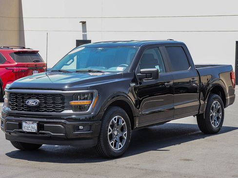 Used 2025 Ford F150 STX w/ Equipment Group 200A RWD image 3