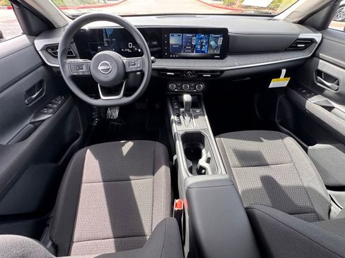 New 2026 Nissan Kicks S image 11