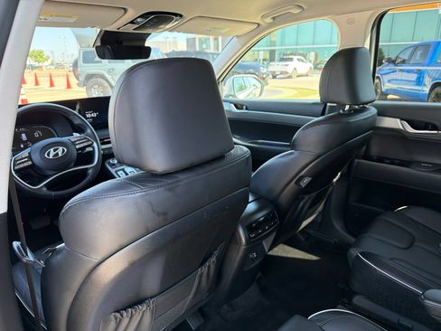 Used 2024 Hyundai Palisade SEL FWD image 16