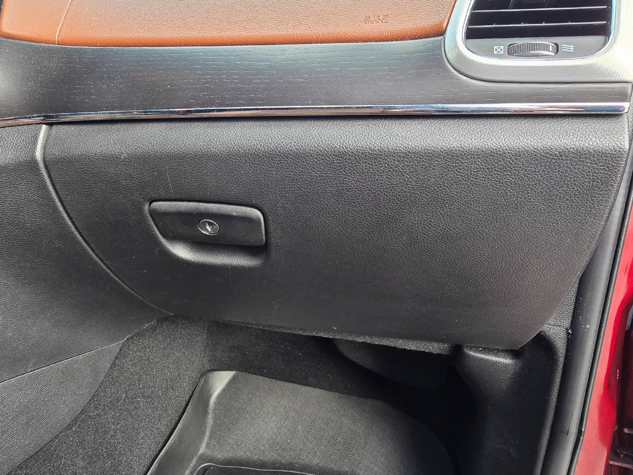Used 2021 Jeep Grand Cherokee Summit AWD/4WD image 34