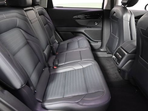 New 2026 Lincoln Nautilus Reserve AWD/4WD image 18