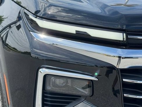 New 2026 Chevrolet Traverse LT w/ Driver Confidence Package AWD/4WD image 17