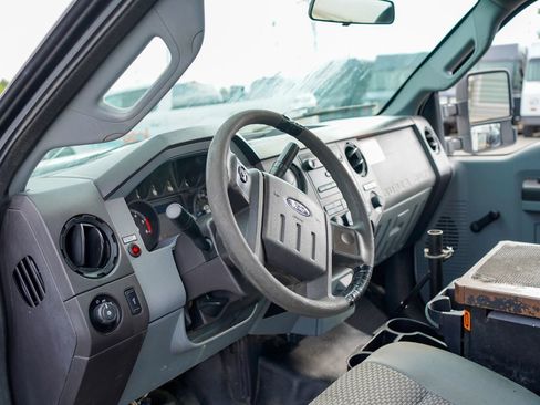 Used 2015 Ford F450 XL RWD image 3