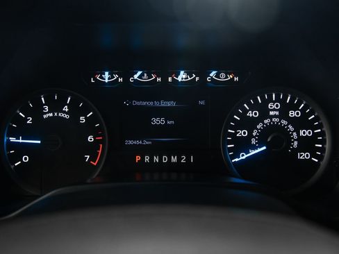 Used 2015 Ford F150 XLT w/ Equipment Group 302A Luxury image 32