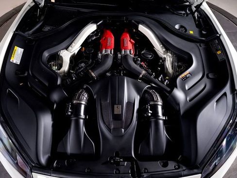 Used 2022 Ferrari Portofino M image 14