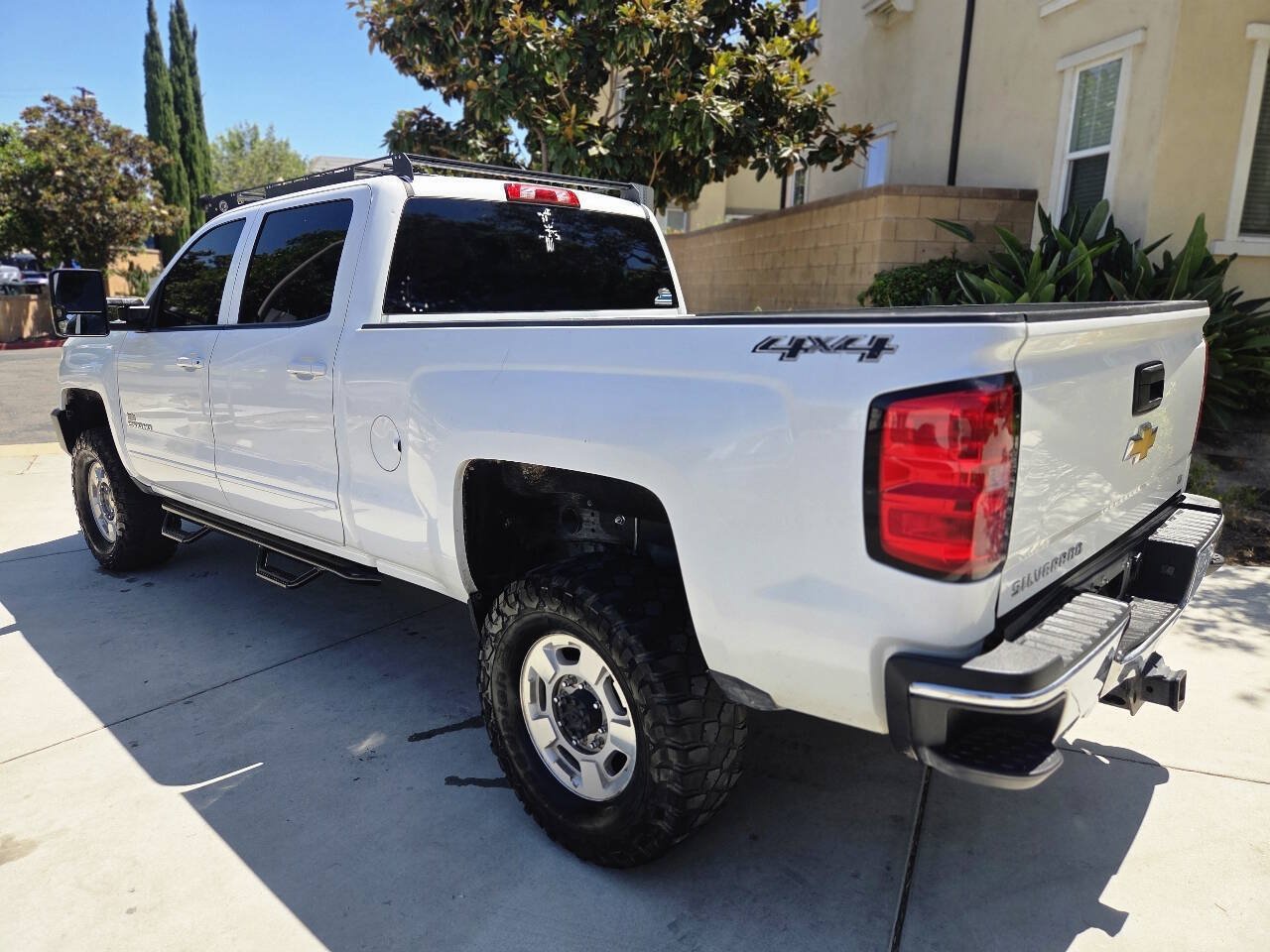 Used 2015 Chevrolet Silverado 2500 LT w/ LT Convenience Package AWD/4WD image 23