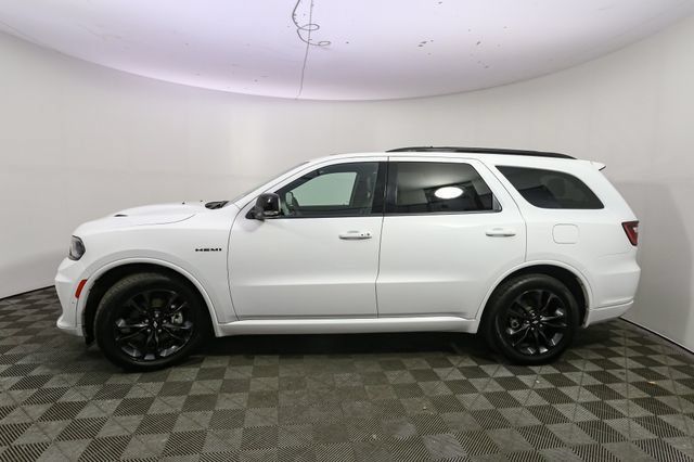 Used 2025 Dodge Durango R/T w/ Blacktop Package AWD/4WD image 6