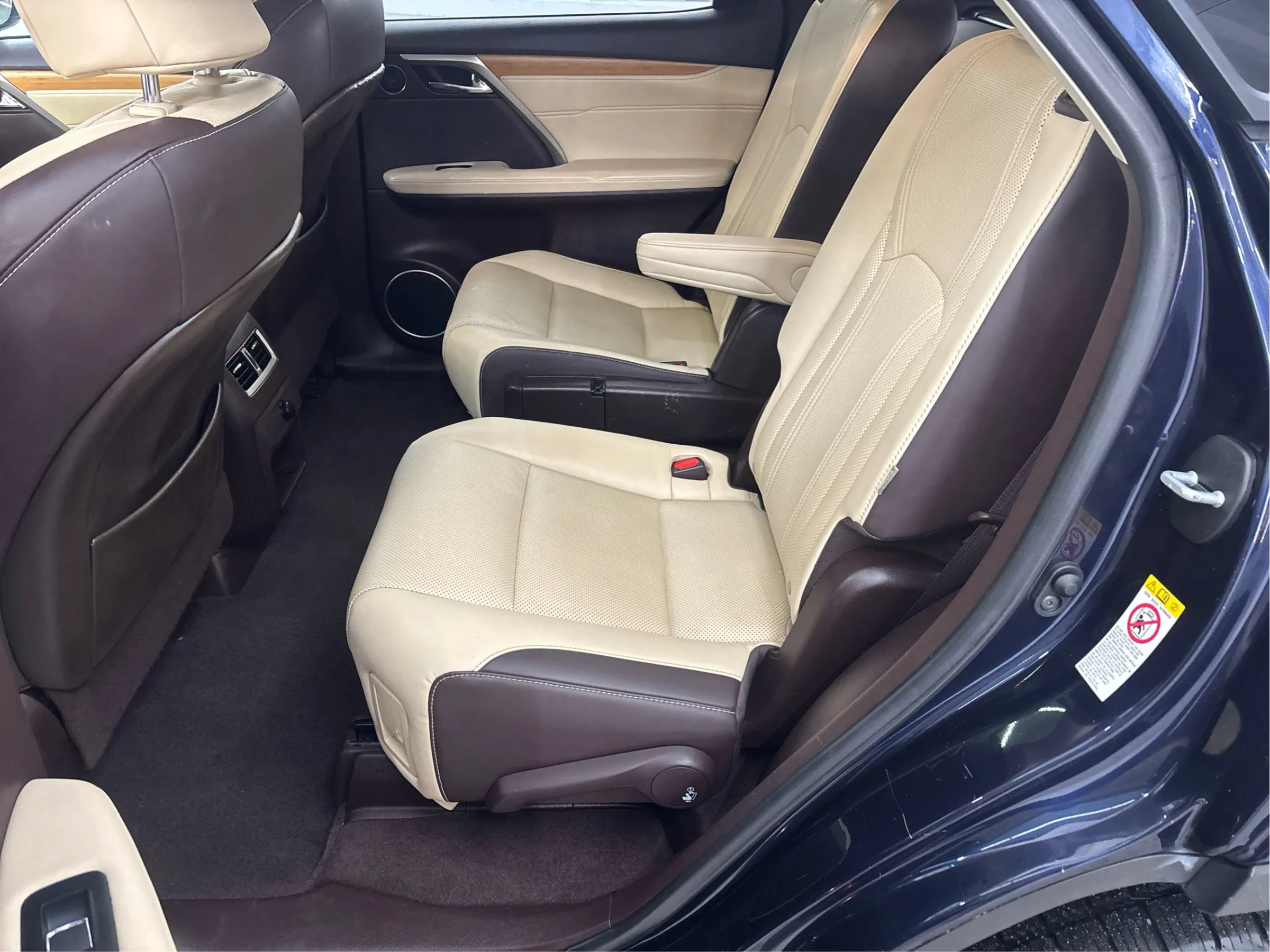 Used 2019 Lexus RX 350L AWD image 14