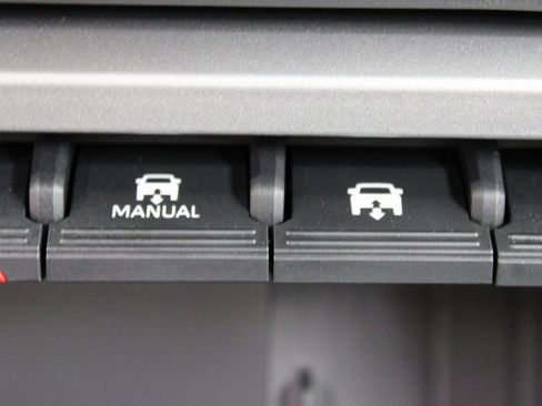 Used 2025 Toyota Sequoia Platinum image 61