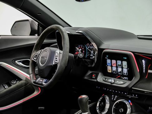 Used 2018 Chevrolet Camaro ZL1 RWD image 54