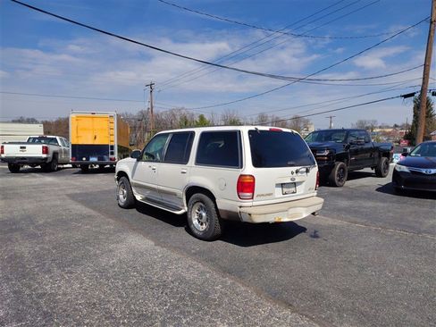 Used 1998 Ford Explorer 4WD 4-Door image 6