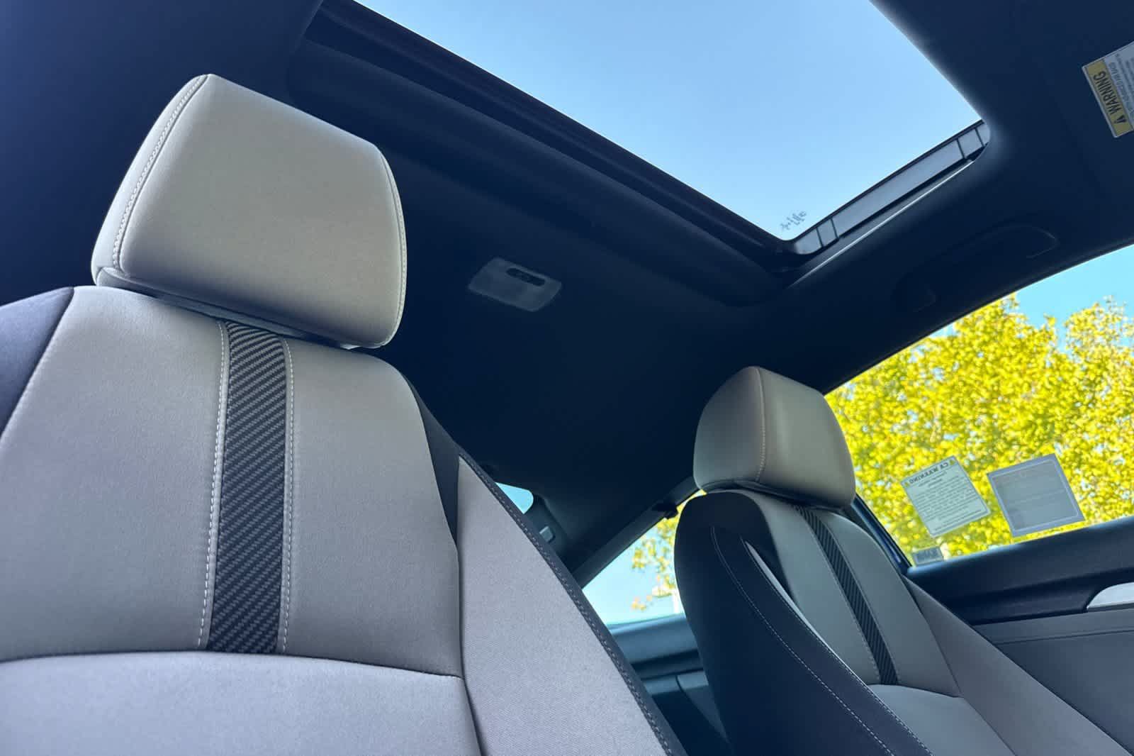 Used 2018 Honda Civic EX-T image 16