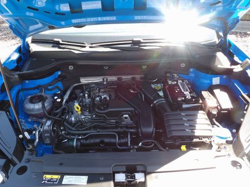 Used 2022 Volkswagen Taos SE image 25