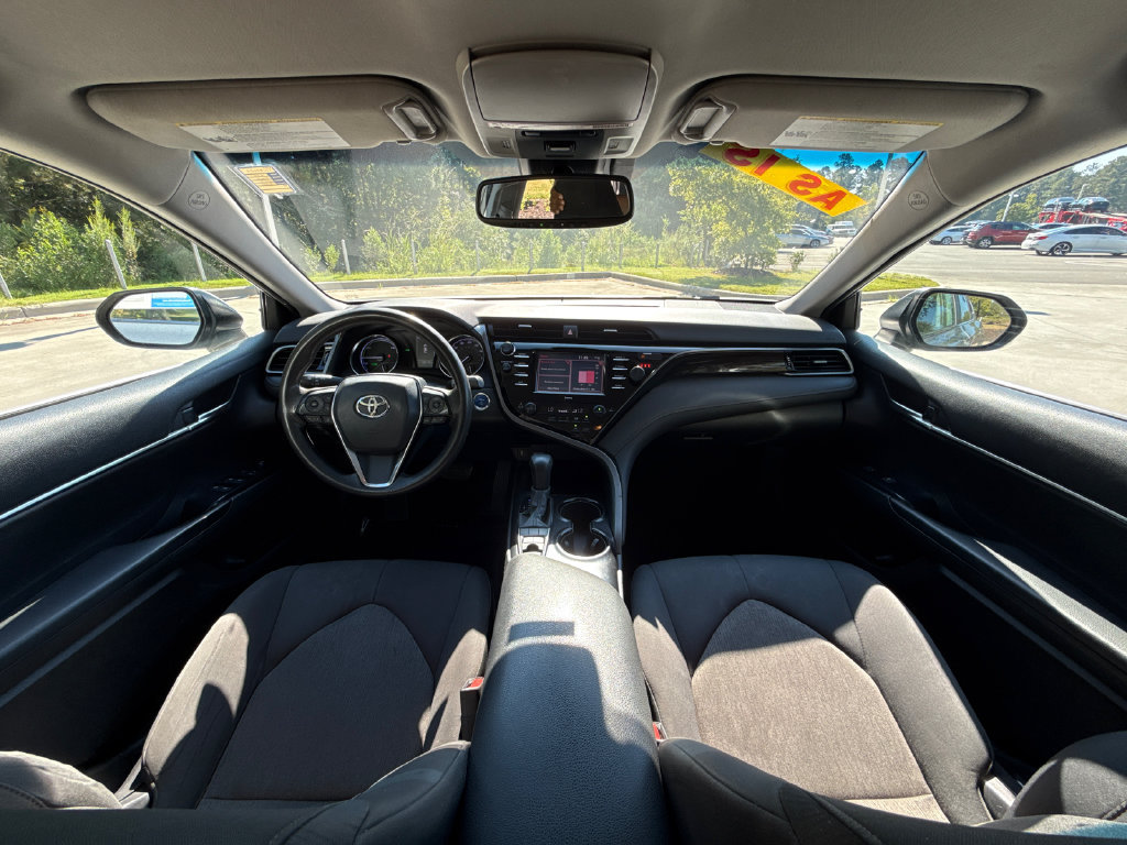 Used 2020 Toyota Camry LE w/ Fleet Convenience Package FWD image 16