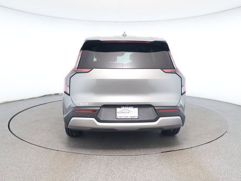 Used 2024 Kia EV9 Light Long Range image 4
