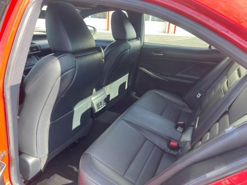 Used 2019 Lexus IS 300 F Sport w/ F Sport Package RWD image 17