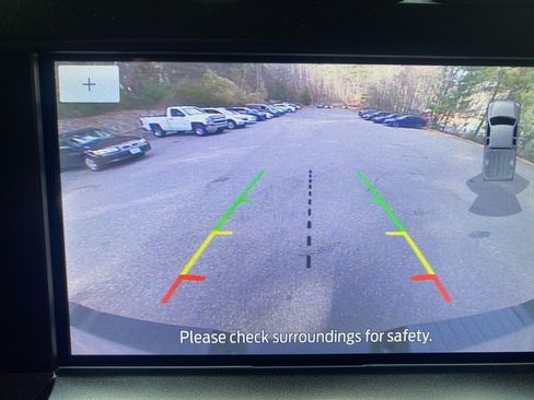 Used 2020 Ford F350 XLT w/ XLT Premium Package image 16