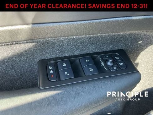 Certified 2021 Volvo XC40 P8 Recharge w/ Advanced Package image 23