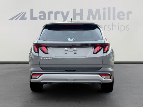 New 2026 Hyundai Tucson SE FWD image 6