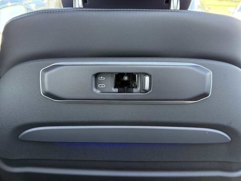 New 2026 BMW X7 xDrive40i w/ Executive Package image 35