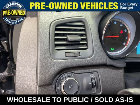 Used 2013 Buick Regal Premium FWD image 18
