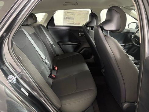 New 2026 Kia K4 FWD image 38