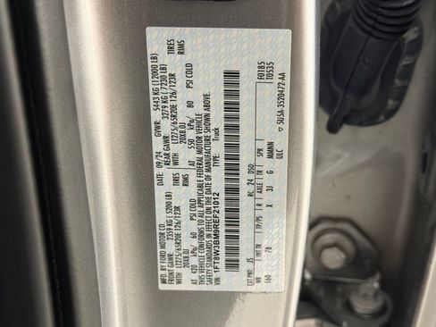 Used 2024 Ford F350 Platinum w/ FX4 Off-Road Package AWD/4WD image 26
