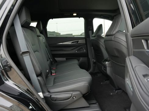 Certified 2025 INFINITI QX60 Luxe w/ Black Edition AWD/4WD image 21