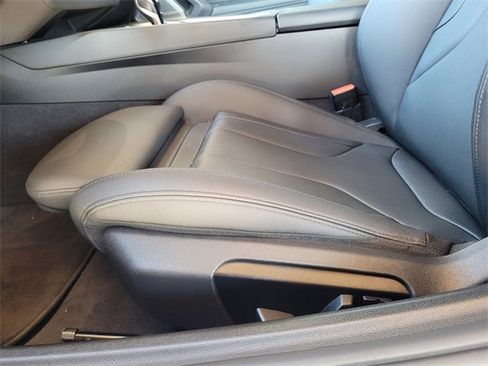 Used 2023 BMW Z4 M40i w/ Premium Package image 20