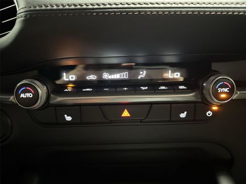New 2026 MAZDA MAZDA3 s FWD image 19